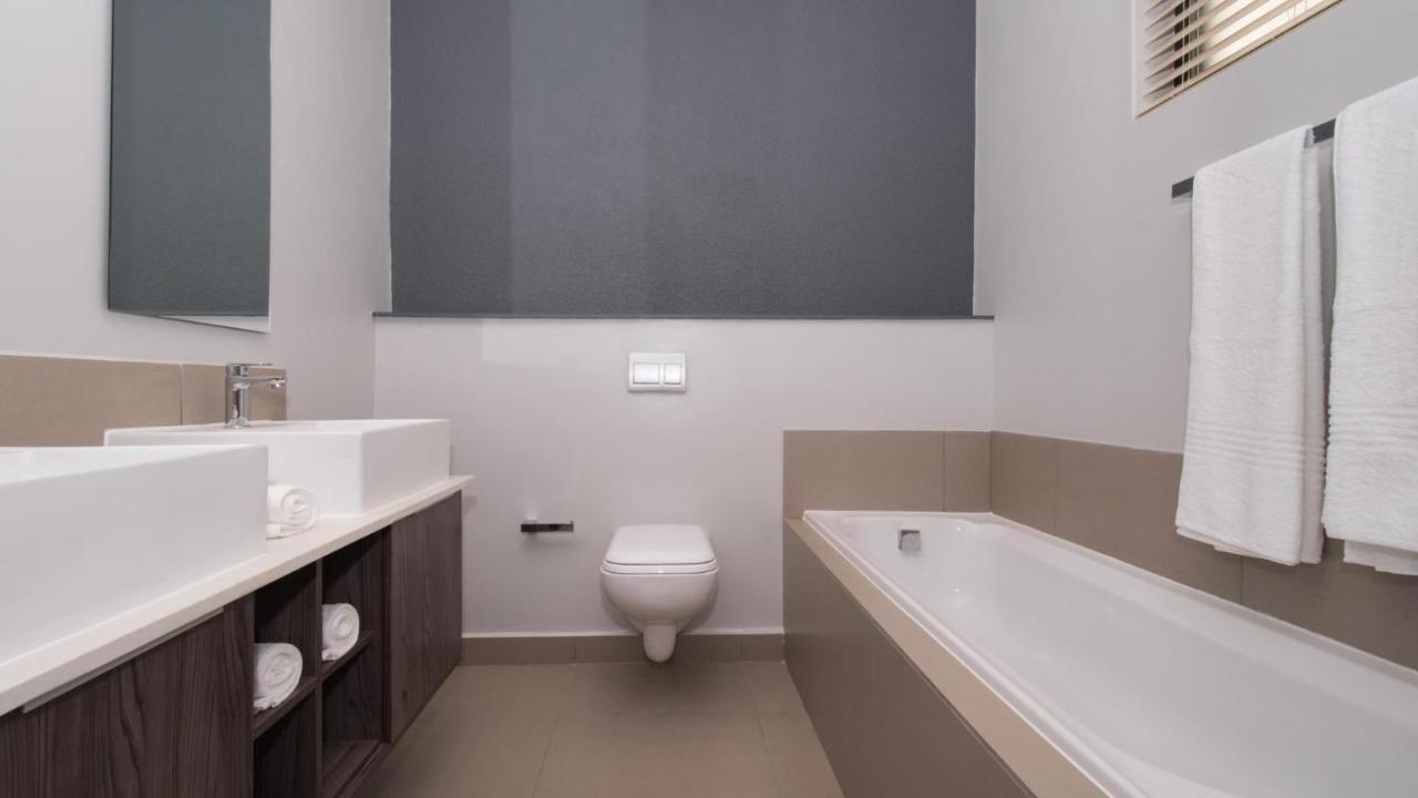 Insignia Luxury Apartments ساندتون المظهر الخارجي الصورة